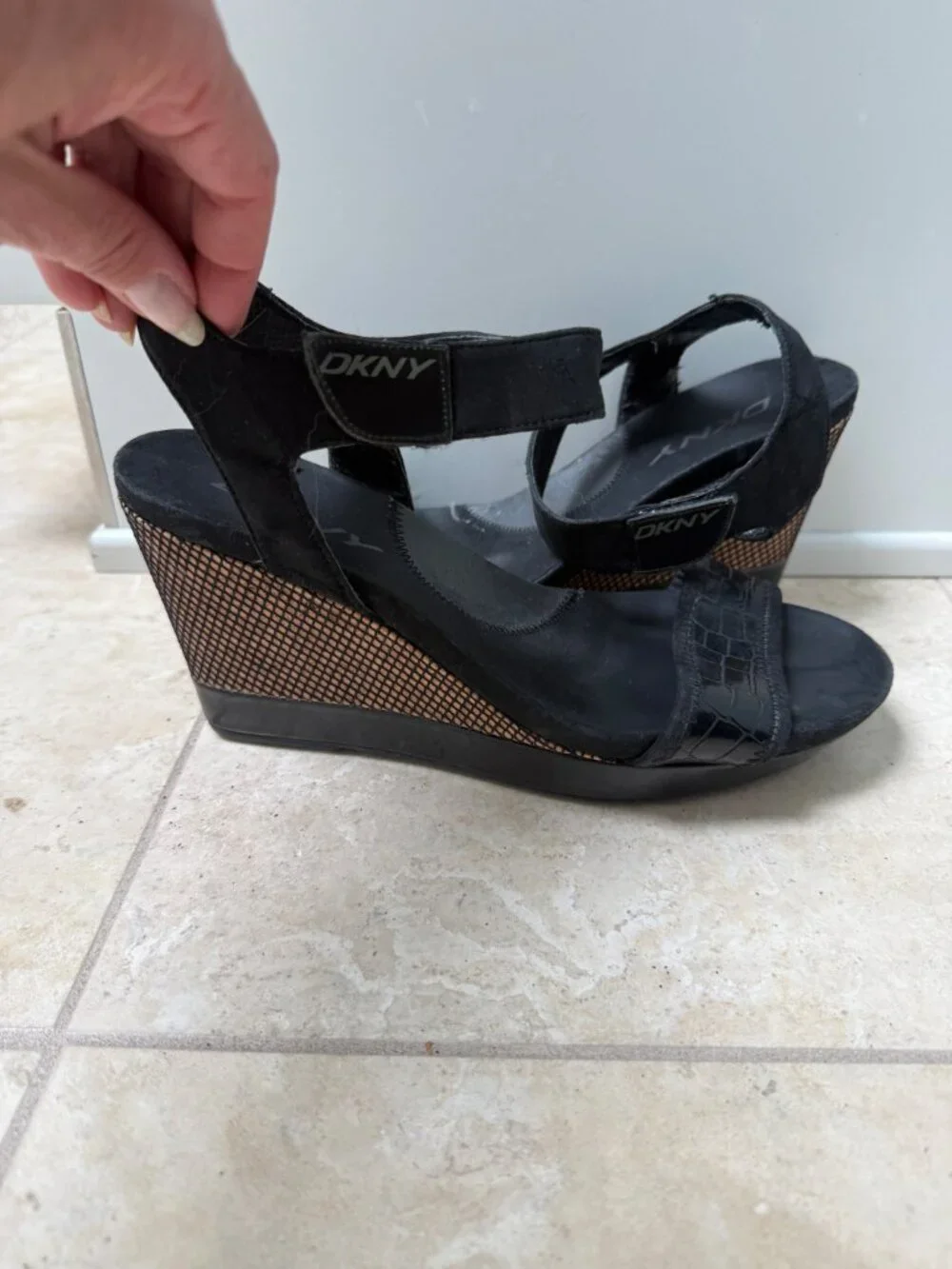 DKNY Black Wedge Sandals Velcro Ankle Strap Croc Embossed Size 9M
